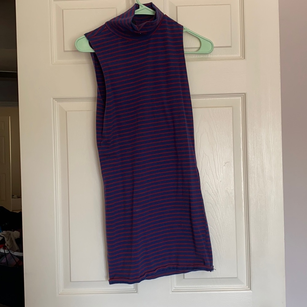 Bodycon turtleneck sleeveless striped dresss